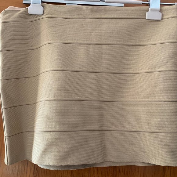 Haute Hippie Gold Mini Bandage skirt - Picture 2 of 2